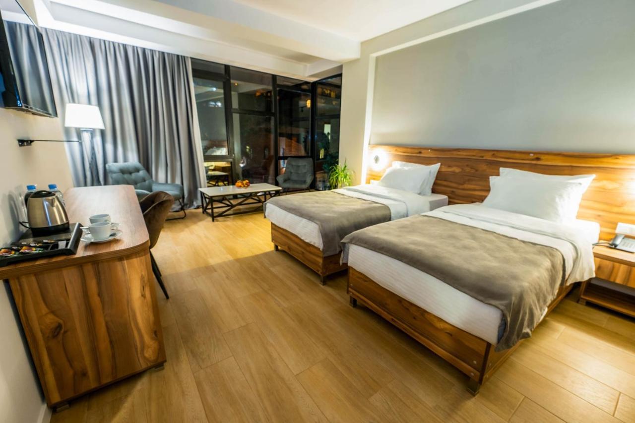 Address Boutique Hotel Tbilisi Esterno foto