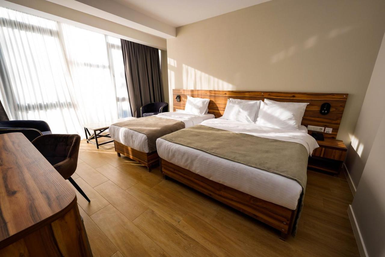 Address Boutique Hotel Tbilisi Esterno foto