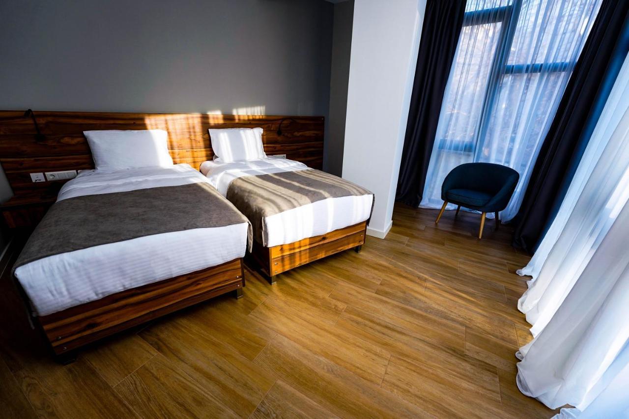 Address Boutique Hotel Tbilisi Esterno foto