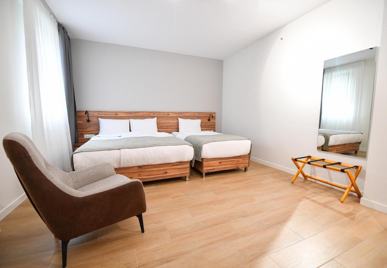 Address Boutique Hotel Tbilisi Esterno foto
