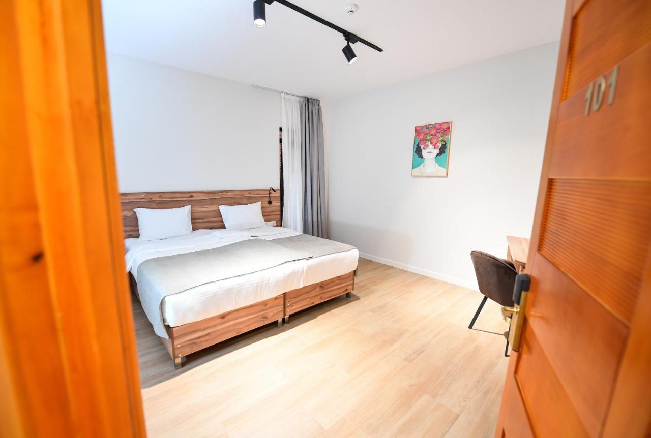 Address Boutique Hotel Tbilisi Esterno foto