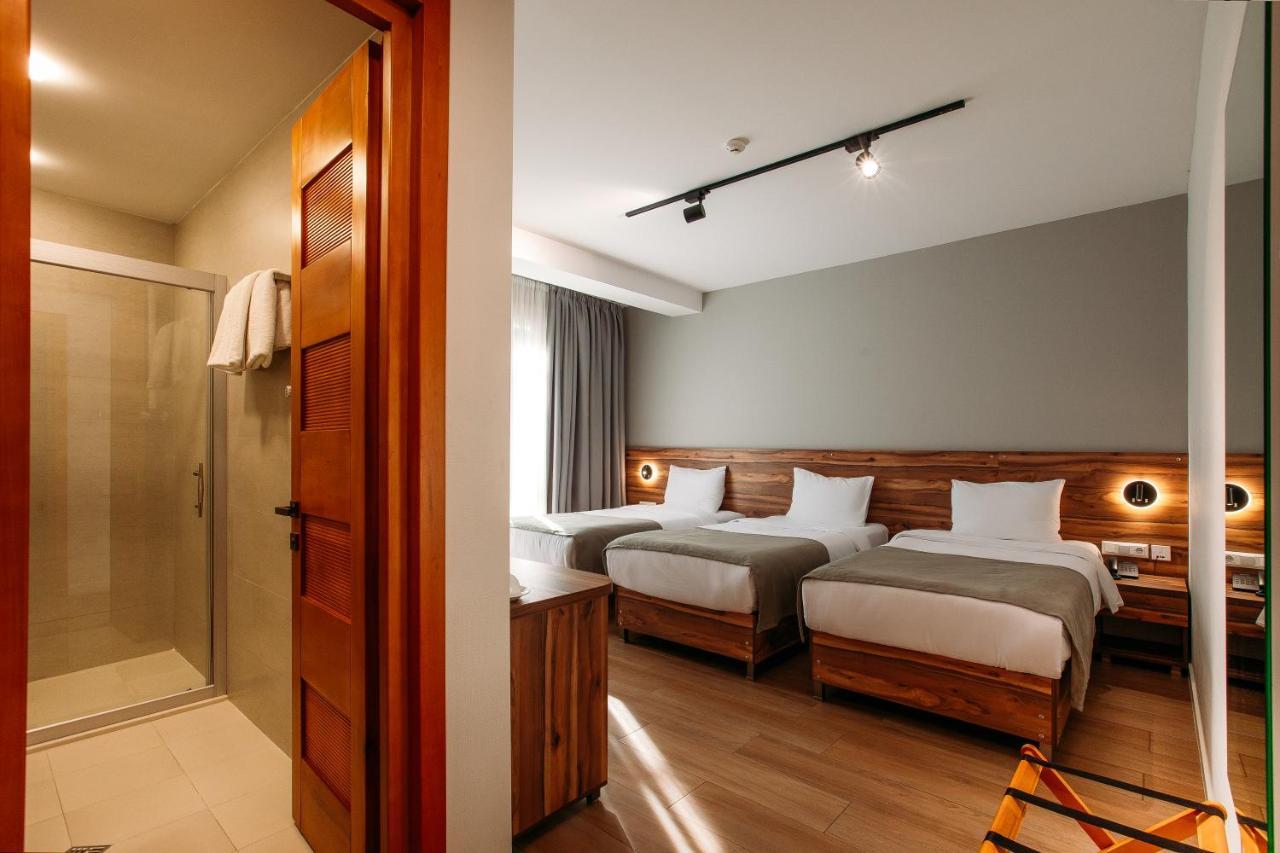 Address Boutique Hotel Tbilisi Esterno foto