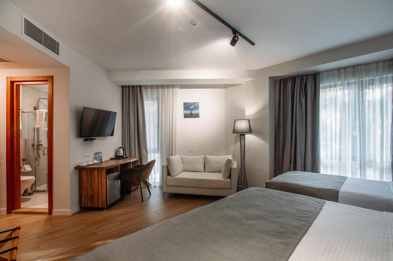Address Boutique Hotel Tbilisi Esterno foto
